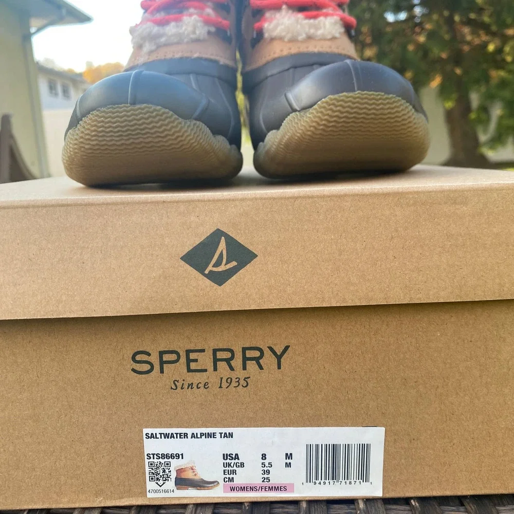NWT Sperry Women's Saltwater Alpine Water Resistant Bootie Boots Shoes(Sz. 8)